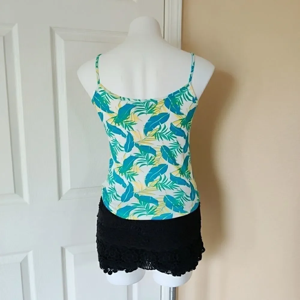 Poof NY criss cross tropical knot front tank